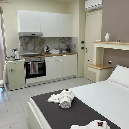 Perla Marina ベッド・アンド・ブレックファスト ニコーテラ