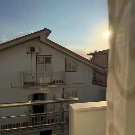 Perla Marina Nicotera