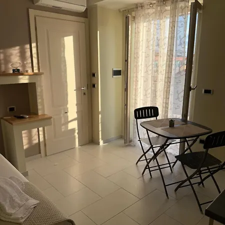 Perla Marina Nicotera