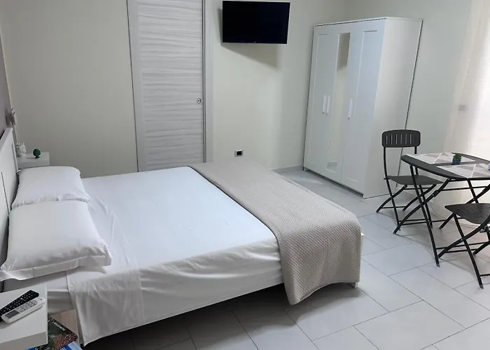 Perla Marina 住宿加早餐酒店